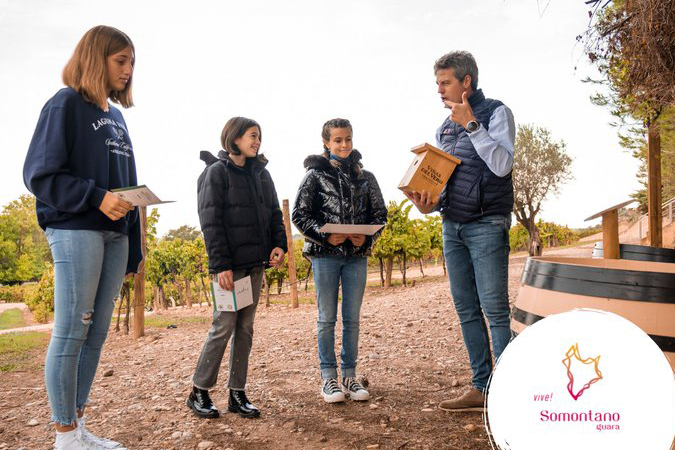 Disfruta de la primavera en familia en la naturaleza de Guara somontano
