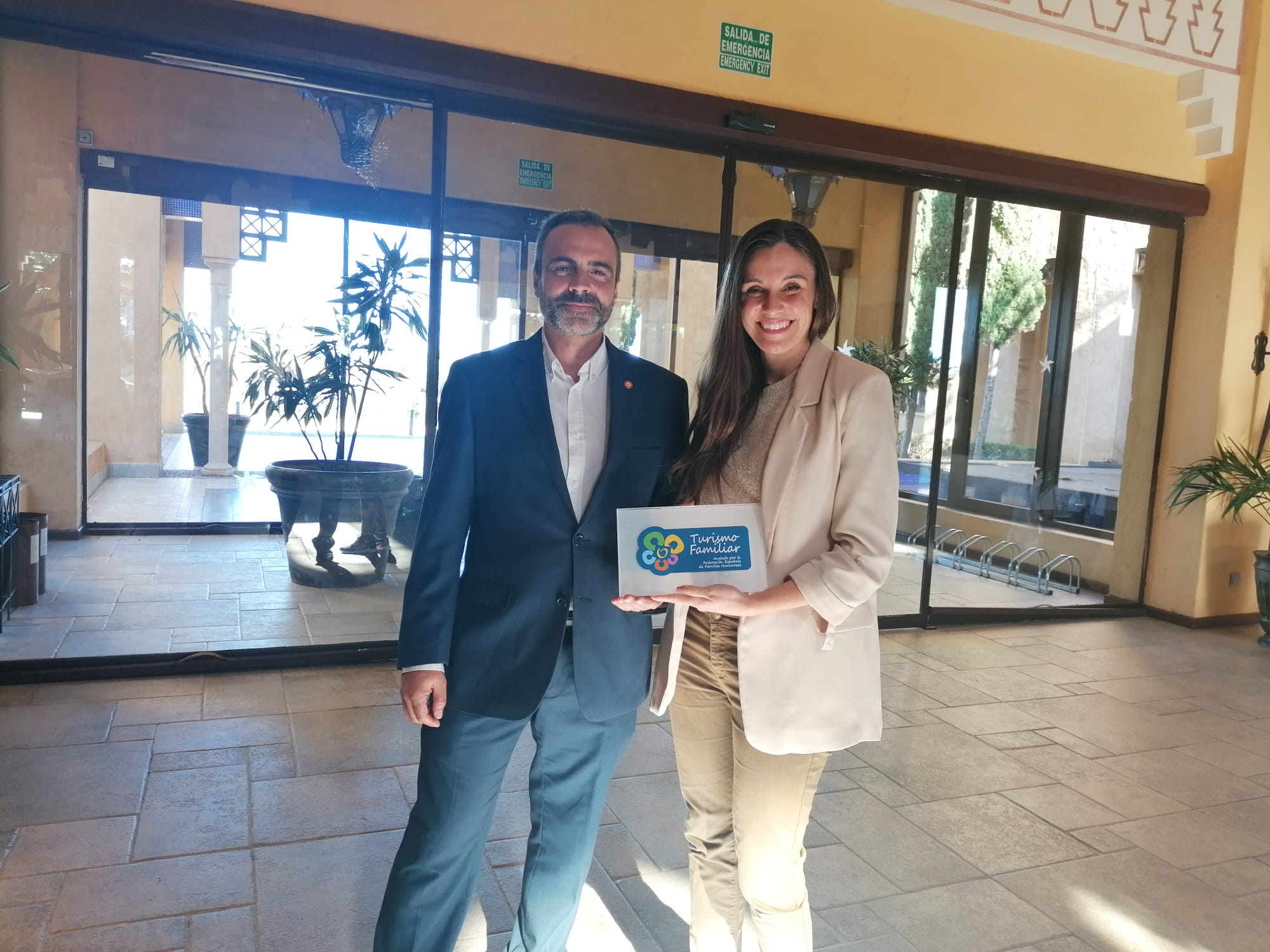 El Hotel Iberostar Isla Canela, en Ayamonte, Huelva, recibe el Sello de Turismo Familiar