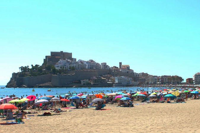 Peñíscola: cabinas de lactancia y cambiadores en sus playas
