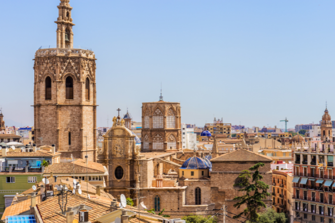 València se descubre en familia con una visita guiada pensada para los más pequeños